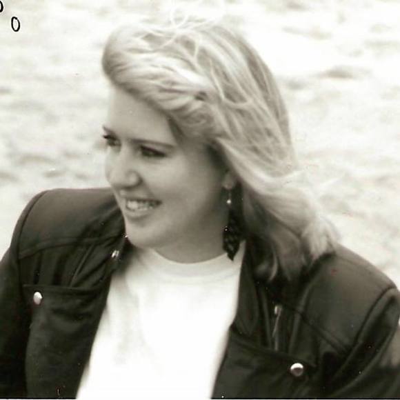 Meet your Posher, Mikki - Picture 1 of 1